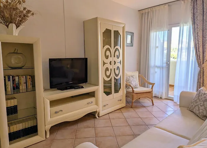 New Wonderful Holidays Benalbeach Apartments